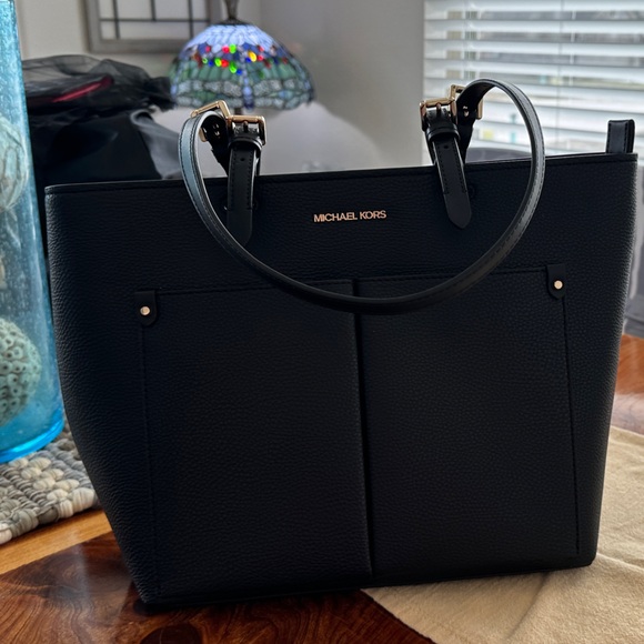 Michael Kors Black Tote Bag - Picture 3 of 5